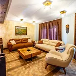Villa планинска алтеа *