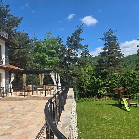 Vila планинска алтеа *